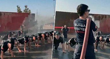 Bursa'nın yeni alev savaşçılarına tazyikli su ve şınavla kutlama