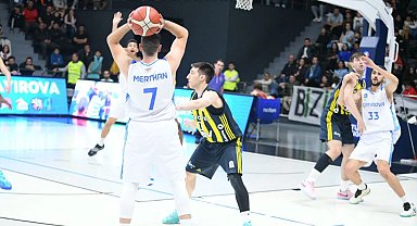 Çayırova potada Fenerbahçe Koleji'ni yendi
