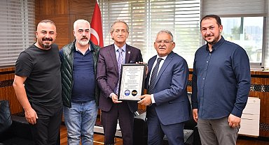 Esnaf ve Sanatkârlar Derneği'nden Başkan Büyükkılıç'a Gastronomi Günleri ve Kitap Fuarı teşekkürü