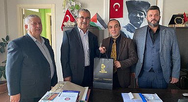 İzmit Belediyesi yöneticileri Kandıra İlçe Müftüsünü ziyaret etti