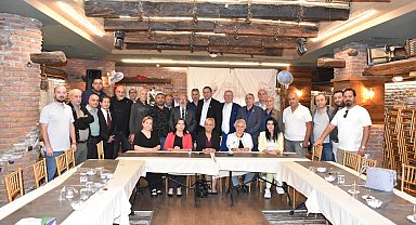 Manisa Dostlar Meclisinin Konuğu Belediye Başkan Yardımcısı Ali Kuyumcu oldu