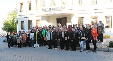Manisa'da 90 Kişilik kafileden tarihi mekanlara ziyaret