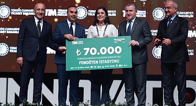"Teknolojide, dijitalde ve yapay zekada güçlü olmamız lazım"