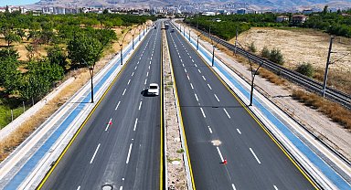 Trafik güvenliği için 870 bin metre yol çizgi çalışması yapıldı