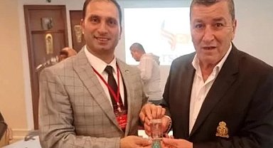TSYD temsilcilerinden Oğuz Tongsir'e destek