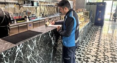 Zabıta ekipleri kafeleri mercek altına aldı