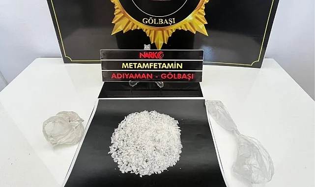Adıyaman Gölbaşı'nda yolcu otobüsünde uyuşturucu operasyonu