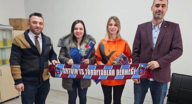 Artvin'de 'Trabzonsporlu Taraftarlar' öğretmenleri unutmadı