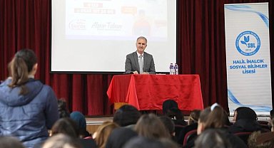 Bursa İnegöl'de 'Genç Bakış' buluşmaları sürüyor