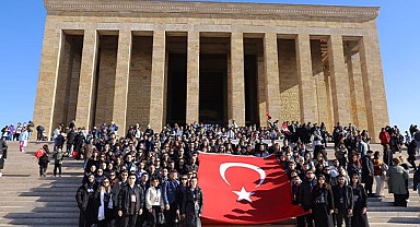 Bursalı 550 genç, Ata’nın huzurunda