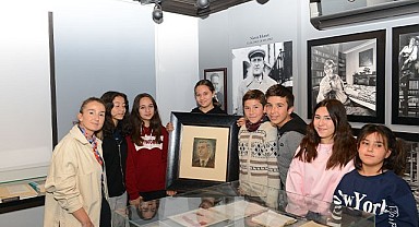 Çocuklar ara tatilde Edebiyat Müzesi’ni gezdi
