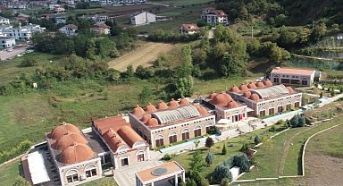 Kocaeli Gölcük'de otel yapımı şartıyla yer satışı