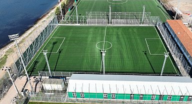 Kocaeli Vinsan'da yeni futbol sahası tamamlanıyor