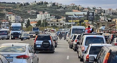 Lübnanlılar evlerine dönmeye başladı