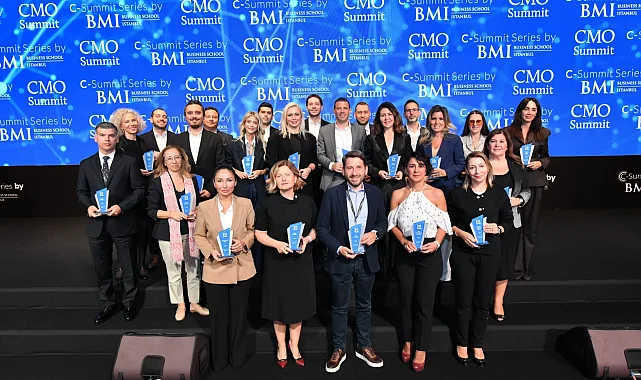 Türkiye'nin 'En Etkin 50 CMO' su ödüllerini aldı