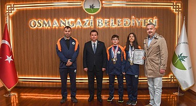 Başkan Aydın şampiyon sporcuları ağırladı