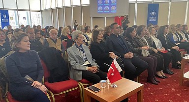 Türk kadınına seçme ve seçilme hakkı tanınması, 90. yılında Bursa'da ele alındı