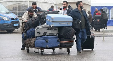 Türkiye'den Suriye'ye Büyük Göç!
