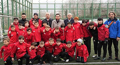 Başkan Aydın’dan Genç Sporcuları Ziyaret Etti