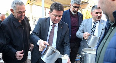 Başkan Aydın’dan vatandaşlara çorba ikramı