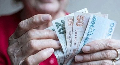Emeklinin Bayram İkramiyesi Belli Oldu