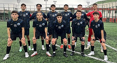Gemlik Belediyespor farklı galip