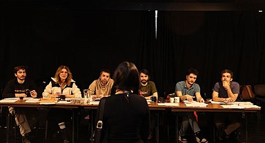 Genç Nilüfer Kent Tiyatrosu’nun yeni ekibi belirlendi