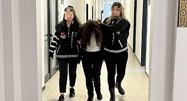 Kadın Kocasını Öldürdü!