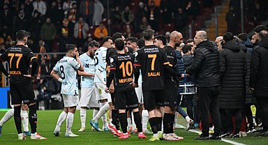 Galatasaray ve Adana Demirspor bizi dünyaya rezil etti
