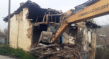 Metruk bina yıkımları hız kazandı
