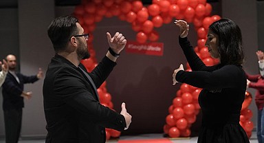 Nilüferli çiftlerden Sevgililer Günü tangosu