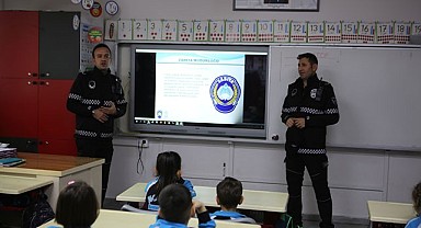 Öğrenciler zabıtaları yakından tanıyor