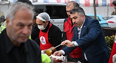 Başkan Yılmaz, Yıldırımlılarla Iftar Sofrasında Buluştu