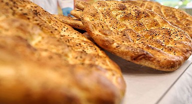 Bursa’da 450 gramlık BESAŞ Ramazan pidesi 20 TL