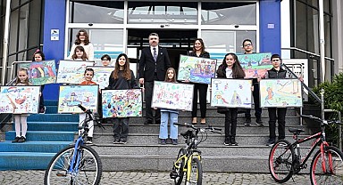 Çocuklar Hayalindeki Parkı Resmetti