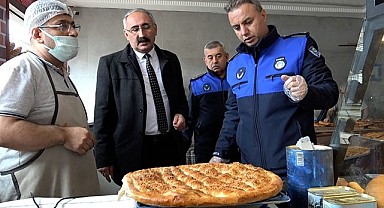 Gemlik’te Ramazan Pidesine Gramaj Denetimi