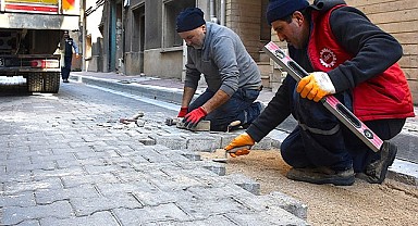 Gemlik'te Yol Yapım Çalışmaları Hız Kesmiyor