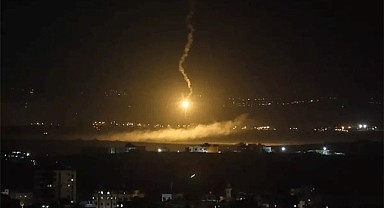 İsrail Suriye'ye Saldırdı!