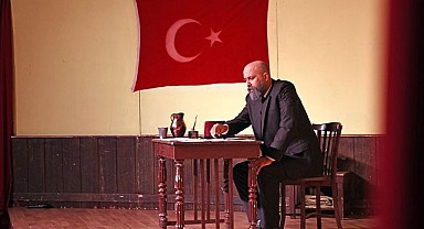 Mehmet Akif Ersoy’un hayatı tiyatro sahnesinde