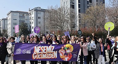 Nilüferli kadınlar, 8 Mart’ta adalet ve eşitlik için yürüdü