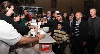 Osmangazi Belediyesi’nin iftar sofrası doldu taştı