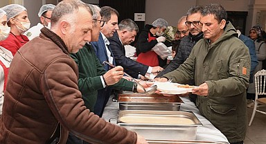 Osmangazi Belediyesi Panayırda iftar sofrası kurdu