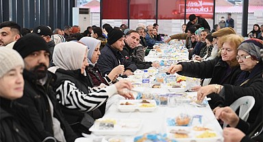 Osmangazi’nin iftar sofraları dolup taşıyor