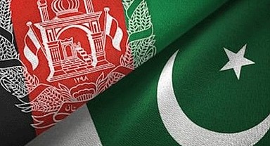 Pakistan ve Afganistan arasında ateşkes!
