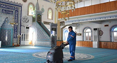 Yıldırım'da Camilere Ramazan Temizliği