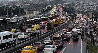 Yollarda Bayram Yoğunluğu Başladı!