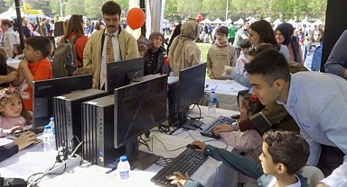 ‘Akıllı Şehir Oyunları’ minik oyuncularla buluştu