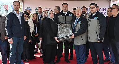 Büyükşehir’den çiftçiye 1 milyon 222 bin adet çilek fidesi