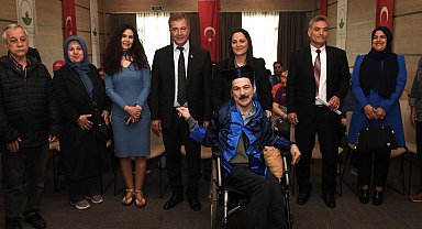 Okuma aşkı engel tanımadı