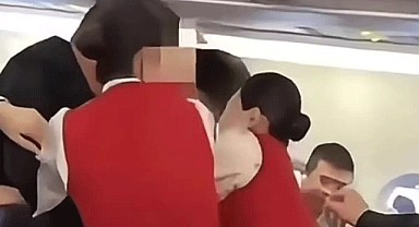 Uçakta Koku Tartışması